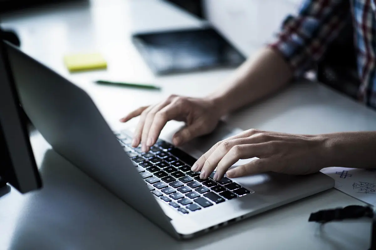 Nhập liệu sản phẩm website hiệu quả, tối ưu SEO, tăng doanh thu cùng IDEEN.